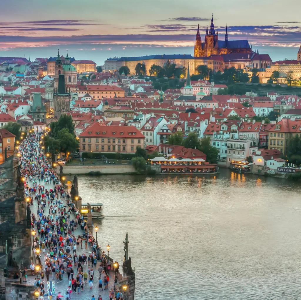 Jsme advokátní kancelář<br />
se zaměřením na imigrační služby